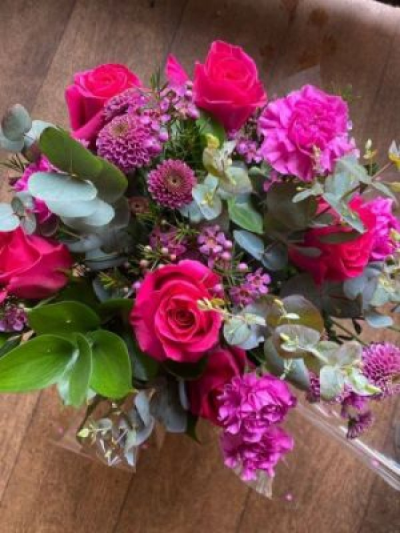 Passion - A stunning bouquet of fresh cut flowers in pink and red shades. Perfect for any occasion. A bouquet of beautiful flowers hand delivered to your chosen recipient by The Topiary Tree Malton. Same or Next day flower delivery is possible.