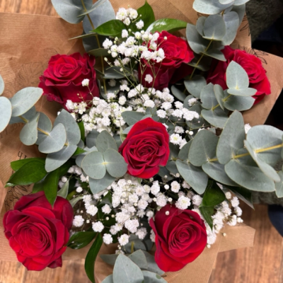Red Romance 6 Roses - Six red Roses, Gypsophila and foliage